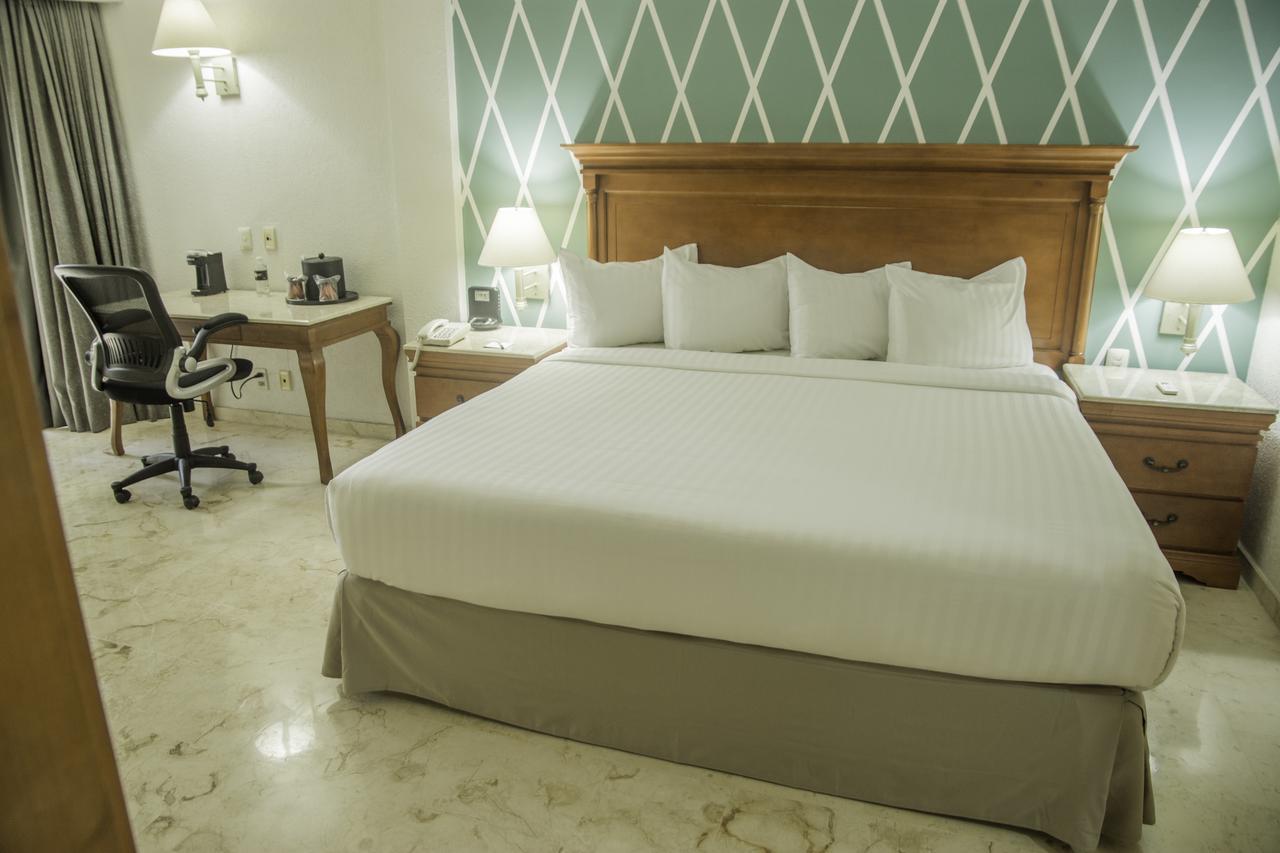 Continental Caribe Bay Chetumal Exterior foto